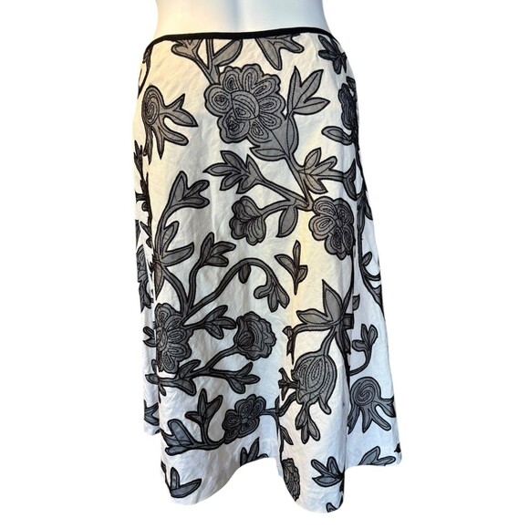 White House Black Market Cotton Linen A Line Skirt White Black Floral -Size 2 - Picture 3 of 7